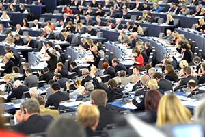 Le 24 novembre 2016, les Eurodéputés ont voté le gel temporaire du processus d'adhésion de la Turquie à l'UE.