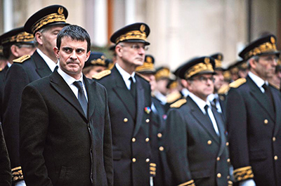 Par sa réforme territoriale, Manuel Valls donne aux préfets beaucoup de pouvoirs qui sont retirés aux régions